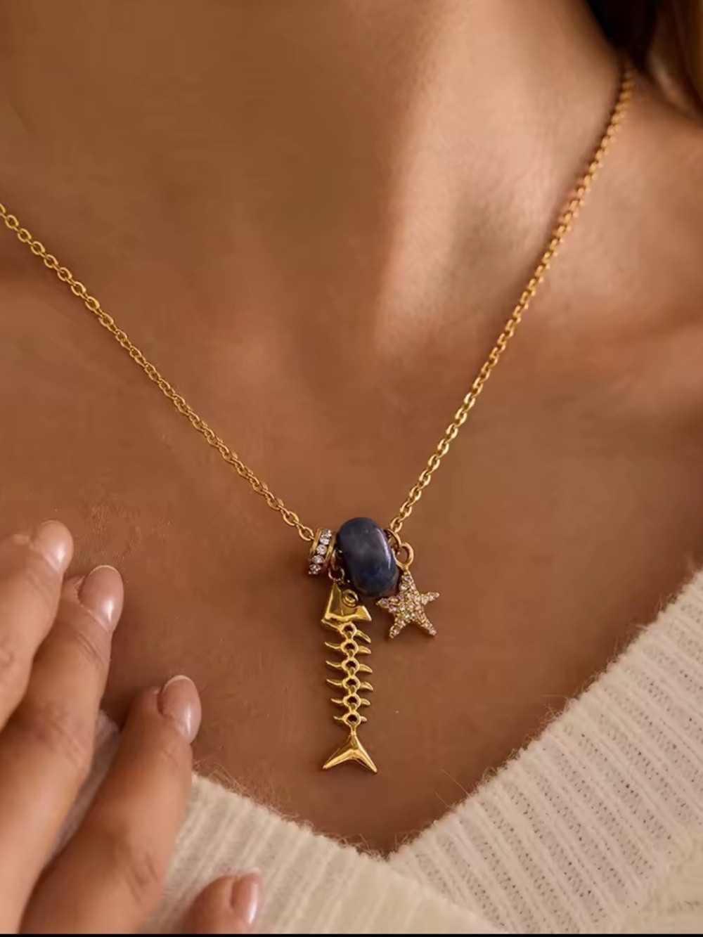 Gold Fishbone Star Charm Necklace - Picture 4 of 5